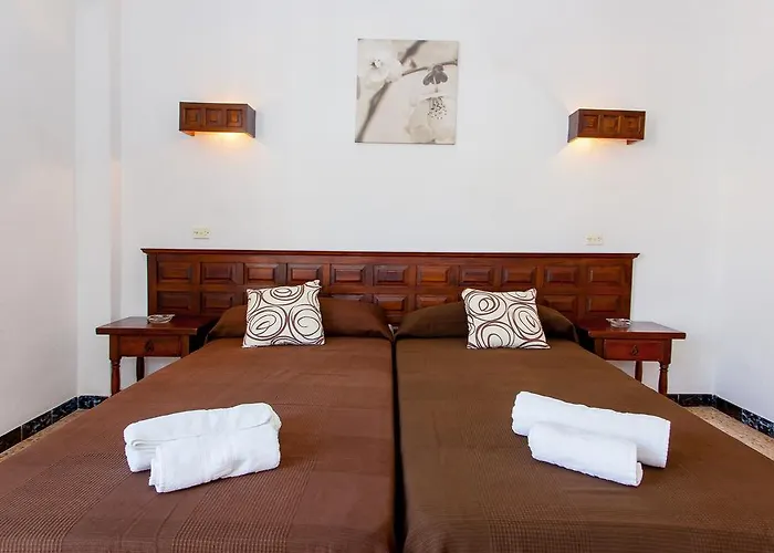 Hostal Flores